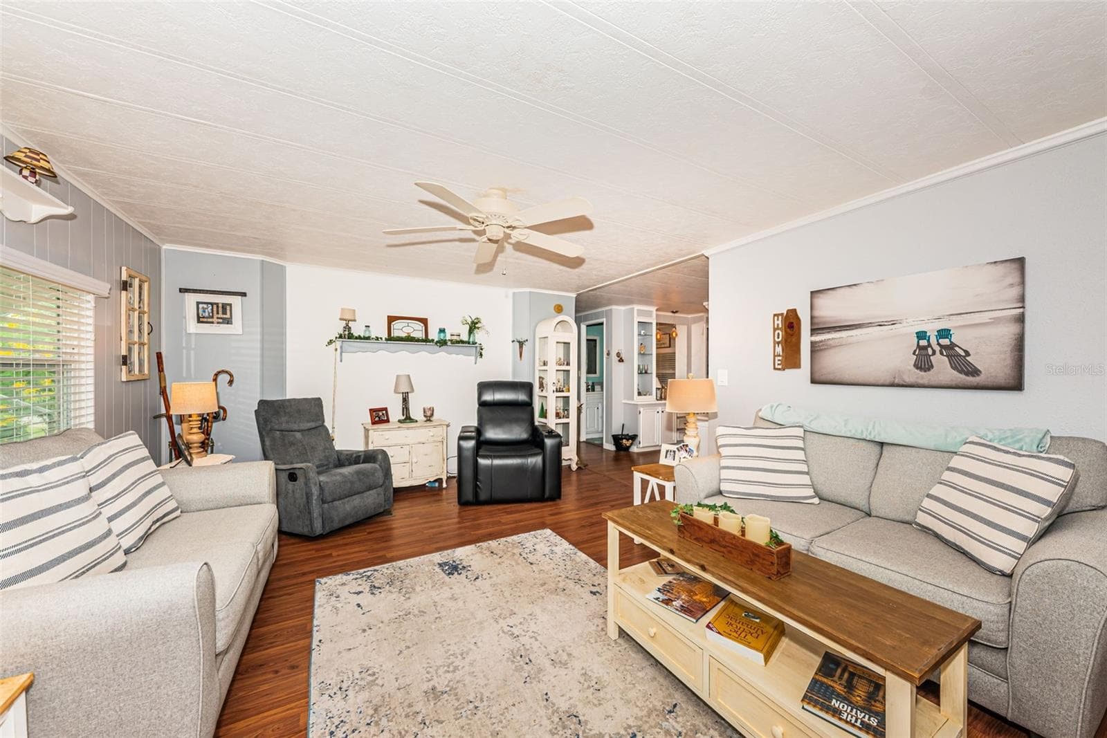 Living Room - 39820 US HIGHWAY 19 N #237, TARPON SPRINGS