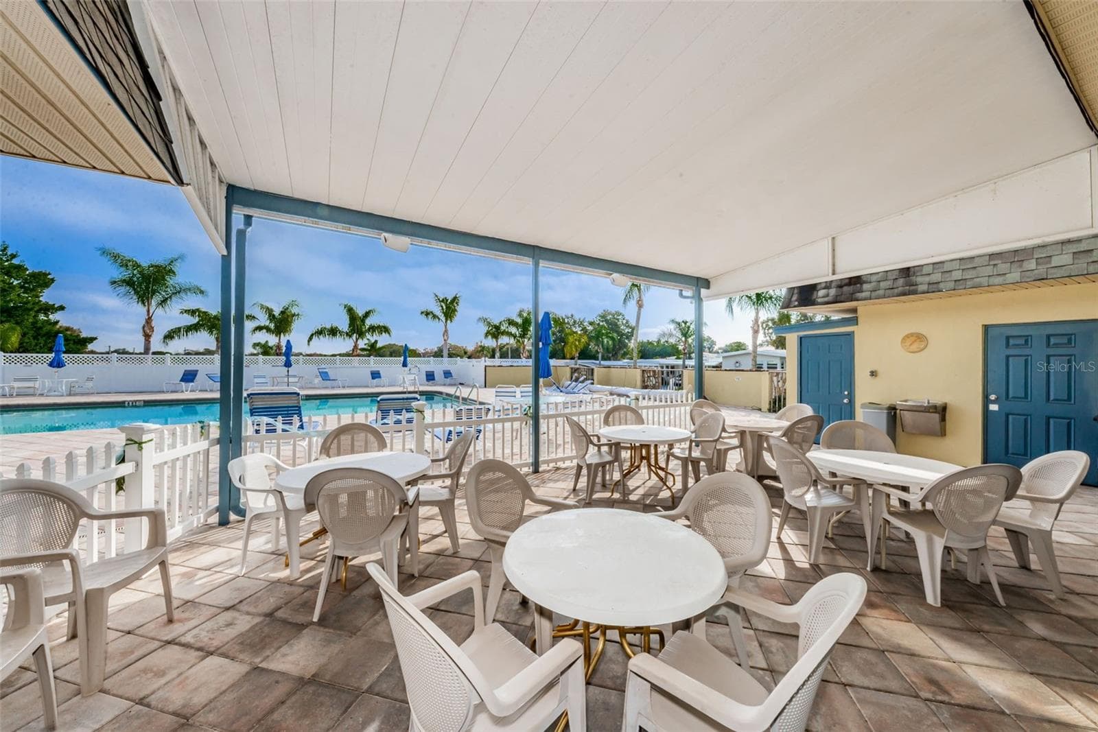 Manufactured Home at 39820 US HIGHWAY 19 N #237, TARPON SPRINGS, photo 55 of 68