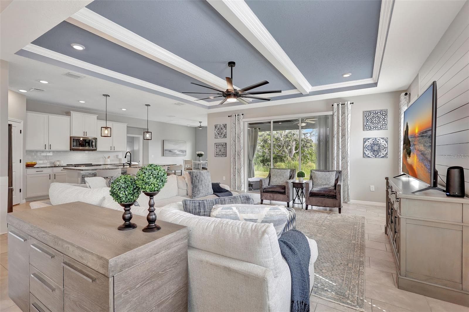 Single Family Residence at 17032 HARVEST MOON WAY, LAKEWOOD RANCH, photo 6 of 73