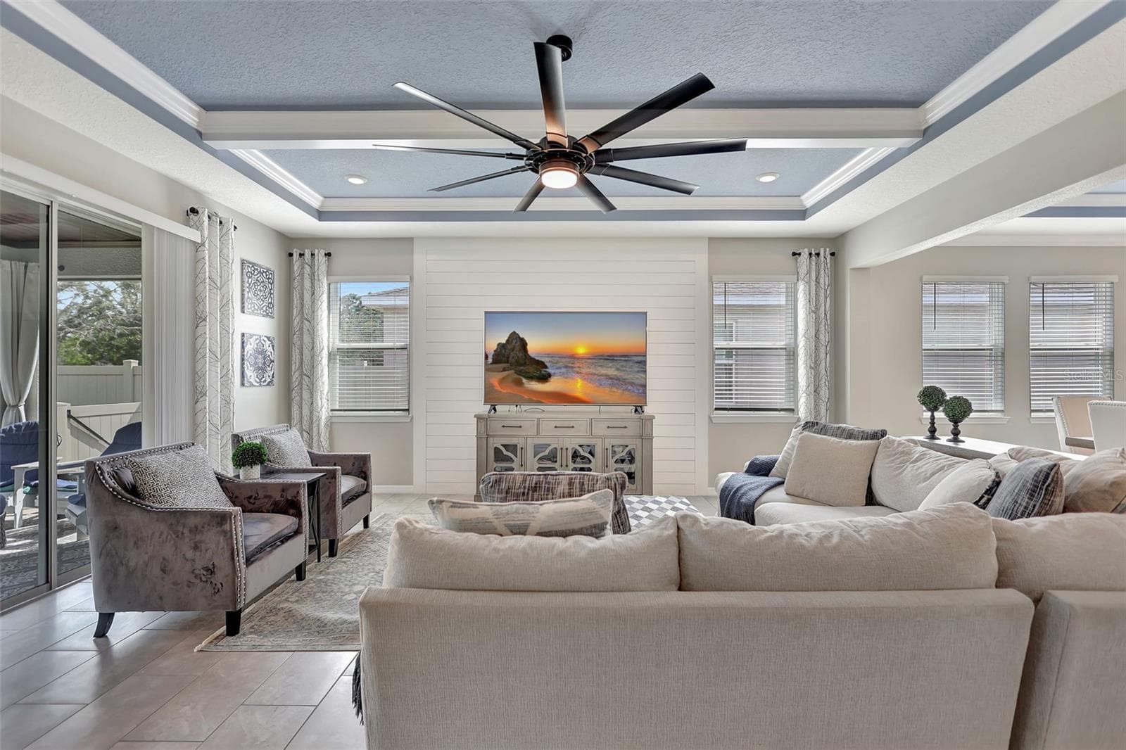 Single Family Residence at 17032 HARVEST MOON WAY, LAKEWOOD RANCH, photo 8 of 73