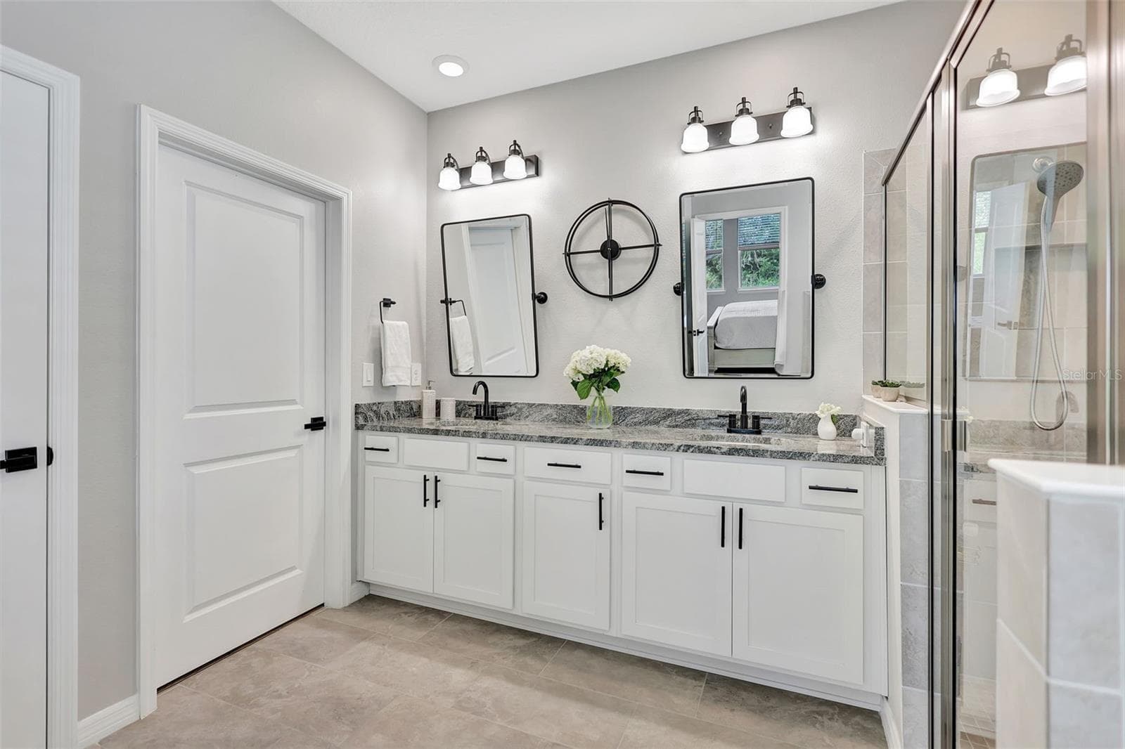 Single Family Residence at 17032 HARVEST MOON WAY, LAKEWOOD RANCH, photo 20 of 73