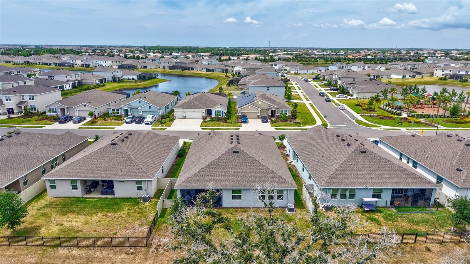 Single Family Residence at 17032 HARVEST MOON WAY, LAKEWOOD RANCH, photo 62 of 73