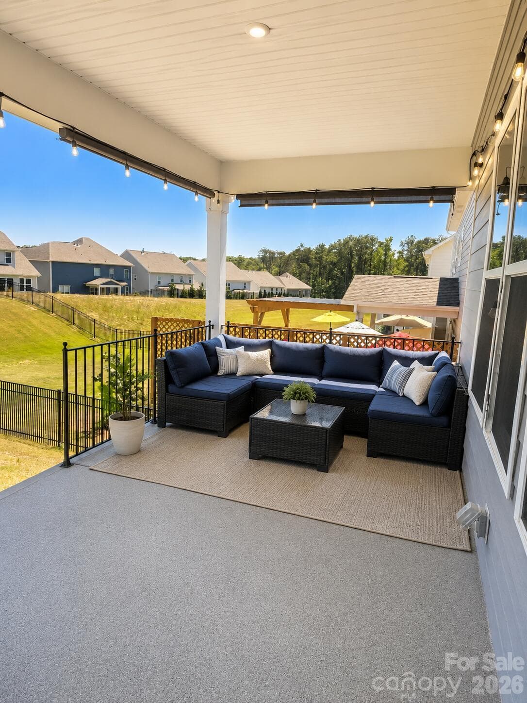 Single Family Residence at 16203 Tulloch Road, Charlotte, photo 4 of 30