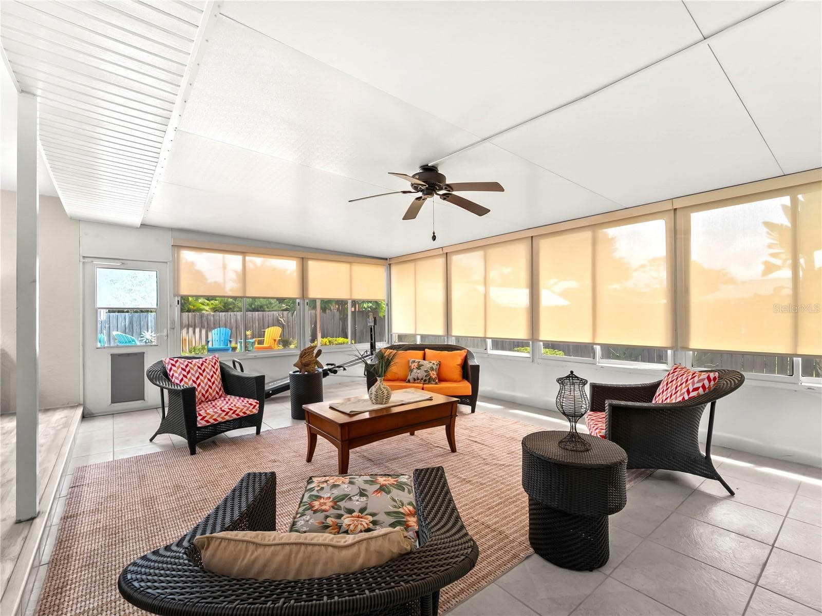 Amazing enclosed sun room - 1477 HUDSON RD, VENICE
