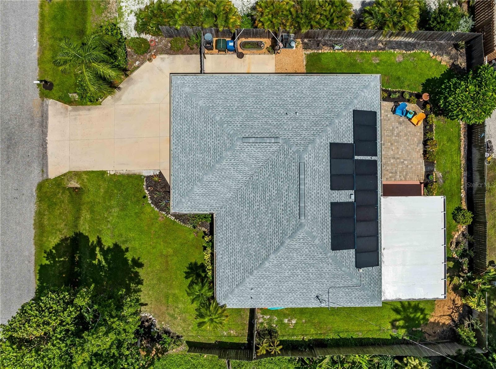 Solar panels! - 1477 HUDSON RD, VENICE
