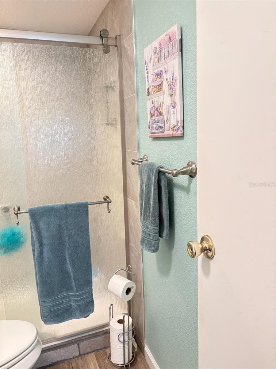Main Bathroom - 39820 US HIGHWAY 19 N #237, TARPON SPRINGS
