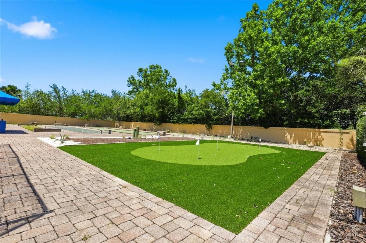 Mini golf - 2 MARINA POINT PL, PALM COAST
