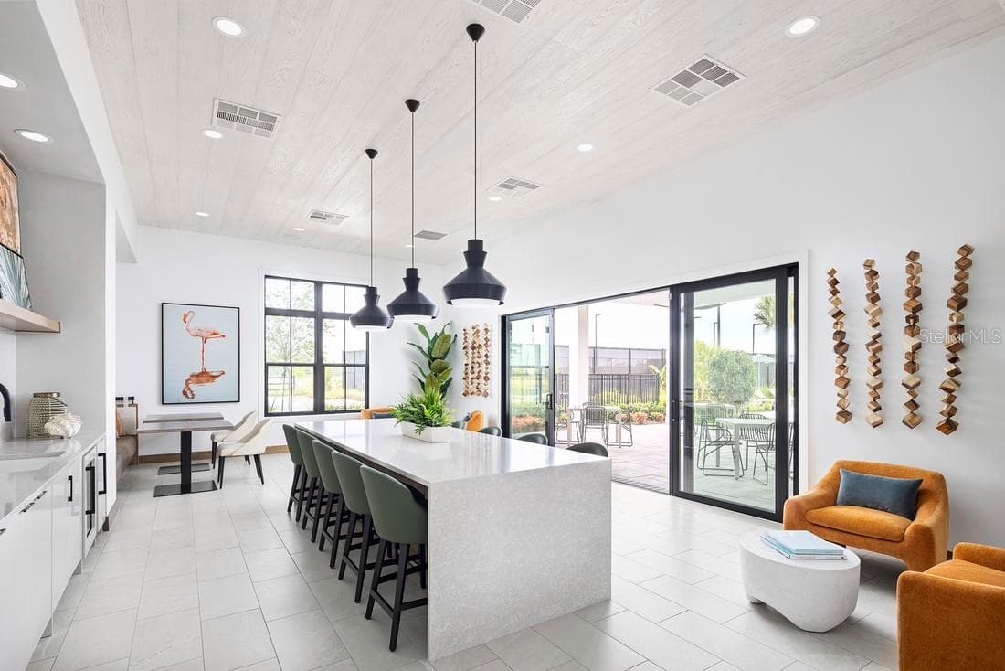 Dining space at clubhouse - 1389 PINECLIFF DR, APOPKA