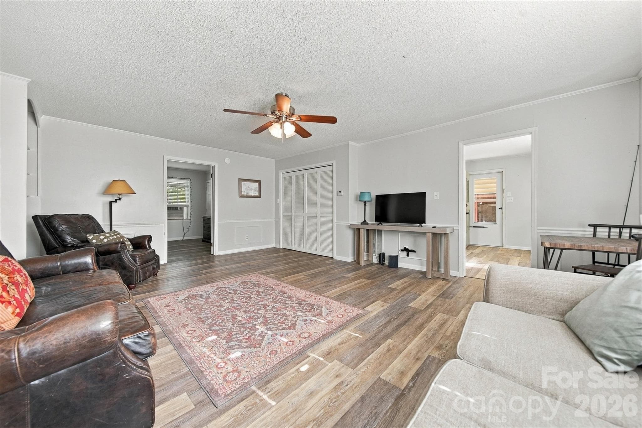 Second Living Quarters - 625 E Park Drive, Lincolnton