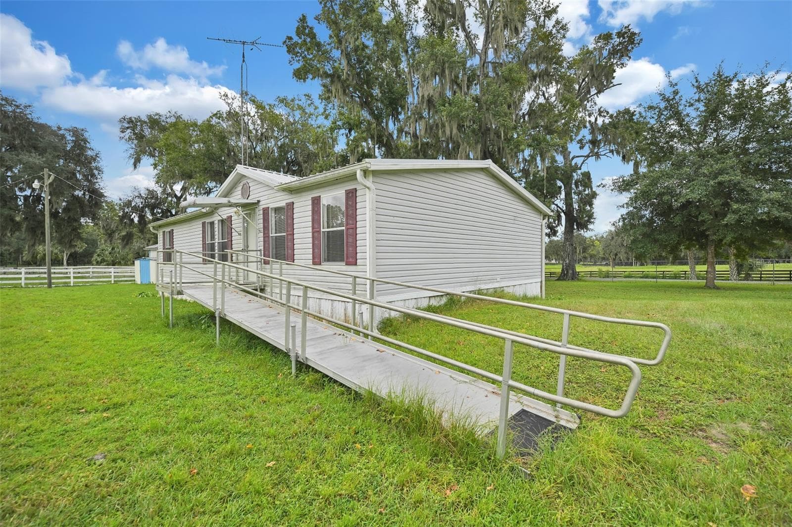 Farm at 19566 NW 123RD CT, MICANOPY, photo 23 of 62