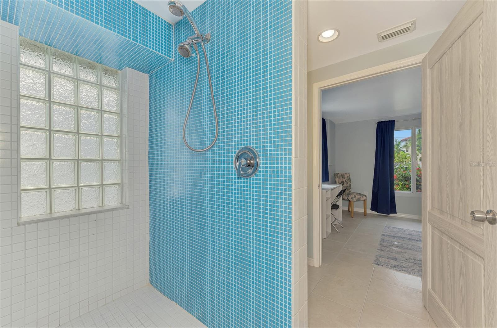 Single Family Residence at 387 AVENIDA MILANO, SARASOTA, photo 25 of 53