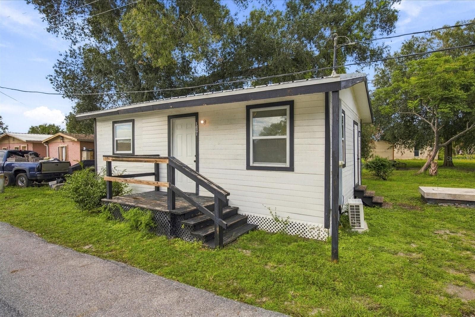 Single Family Residence at 1291 NE 11TH ST, OKEECHOBEE, photo 2 of 14