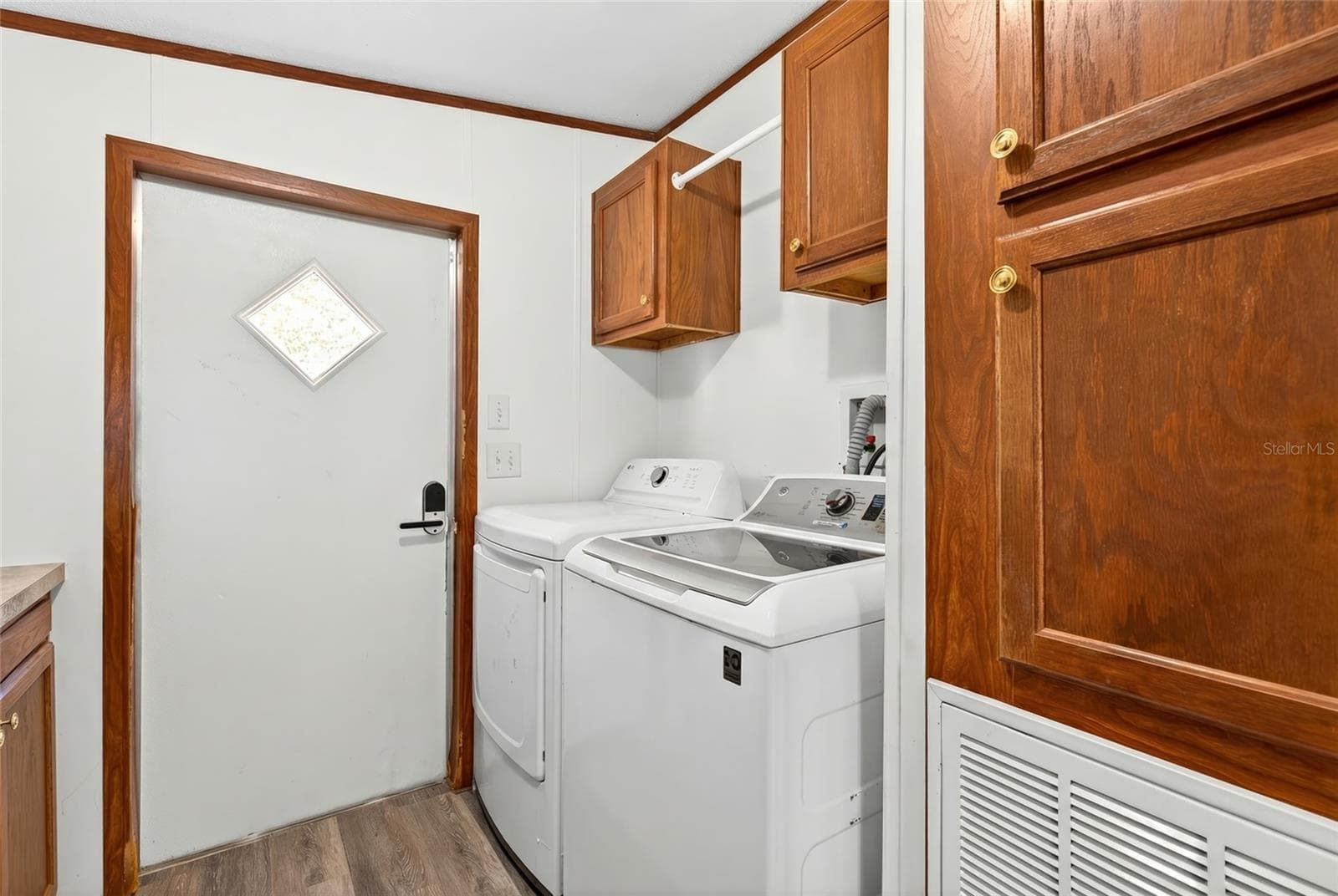 Manufactured Home at 10427 NW 8TH LN, OCALA, photo 25 of 38