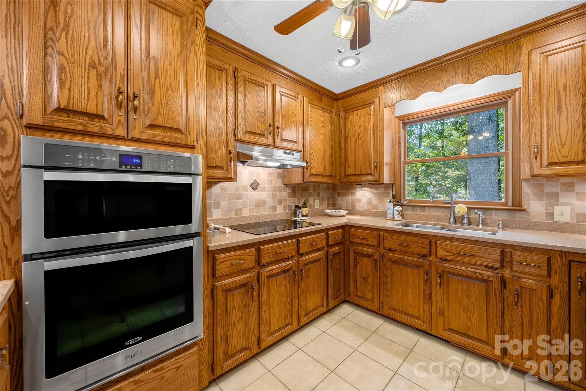 Kitchen - 16208 Deepwood Place, Indian Trail