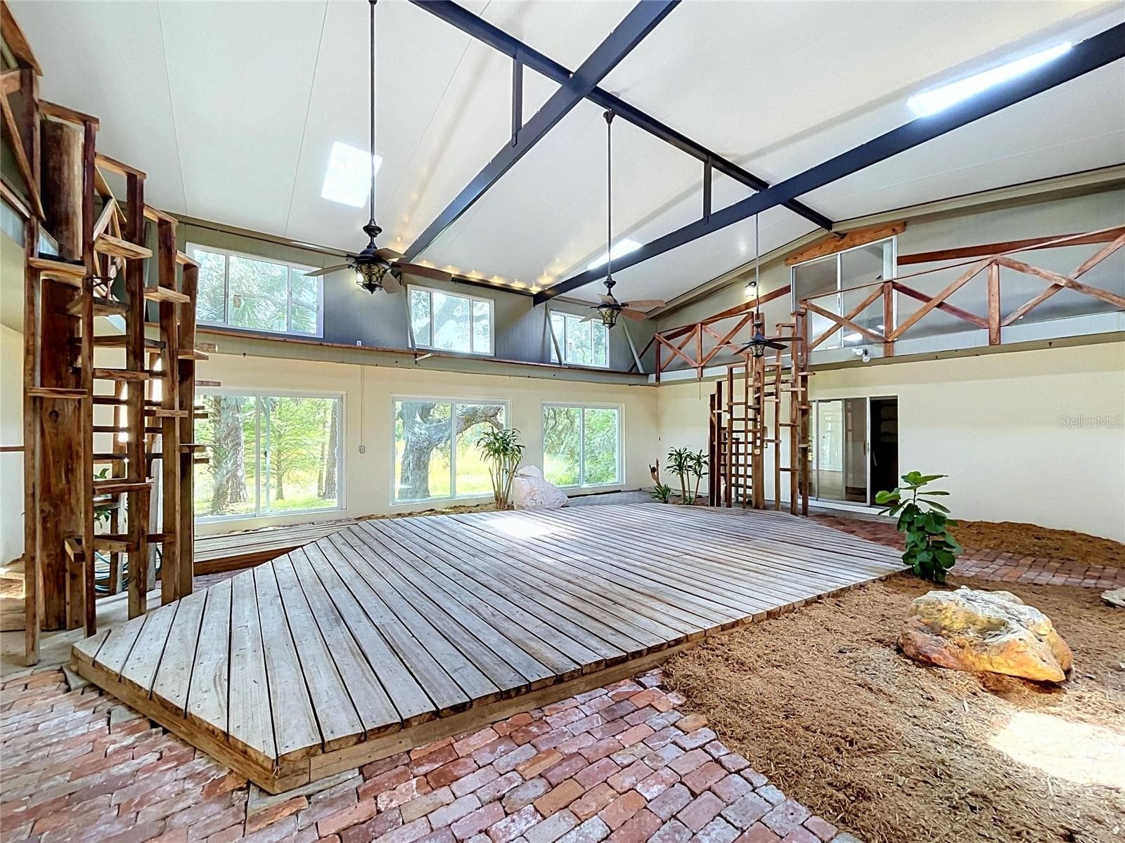 Single Family Residence at 17932 WENDY SUE AVE, HUDSON, photo 38 of 98