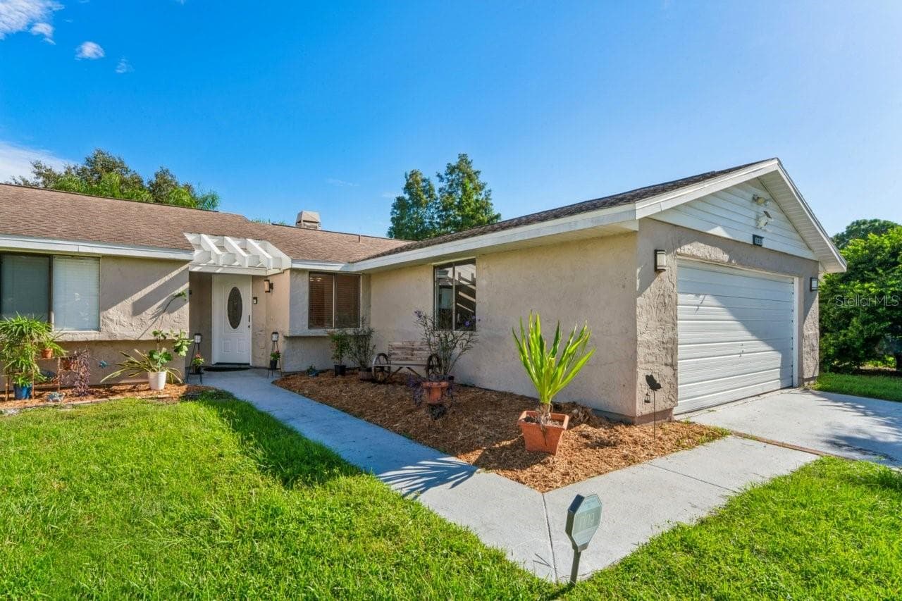 Single Family Residence at 583 LONGWOOD CT, OLDSMAR, photo 63 of 64