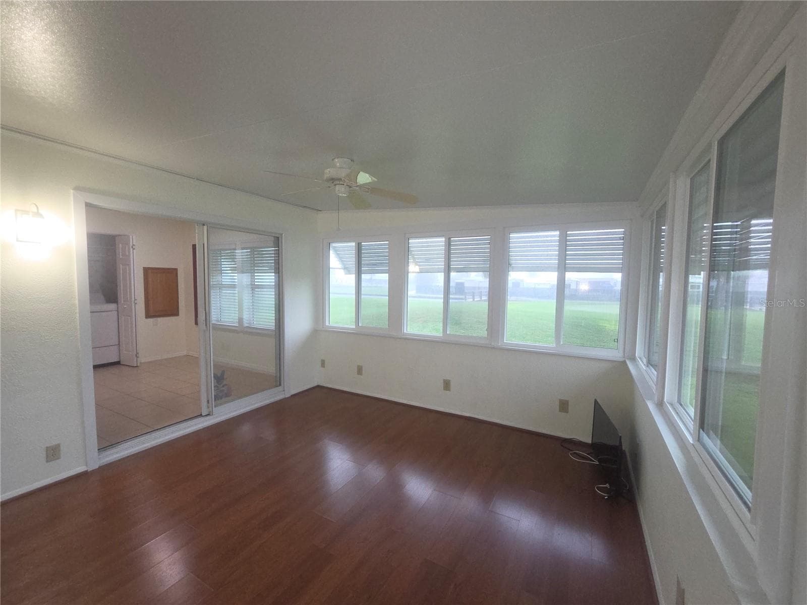 Florida Room - 57 STRAPHMORE DR, HAINES CITY