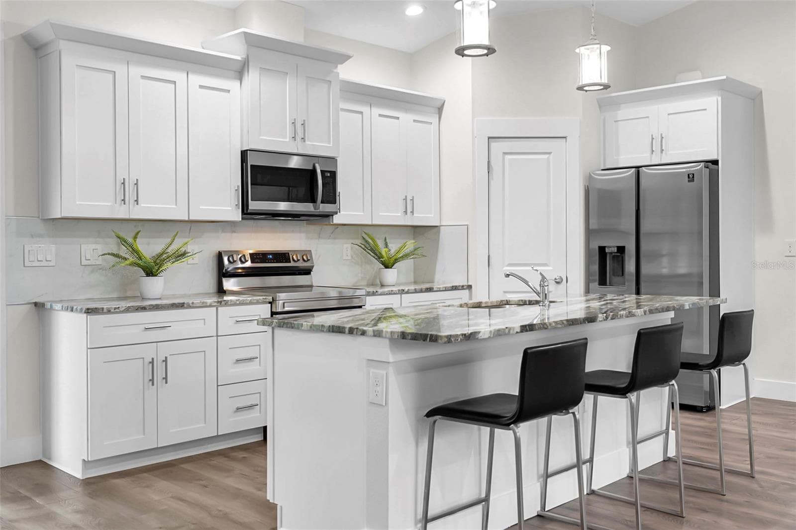 Kitchen - 2481 ALLSUP TER, NORTH PORT