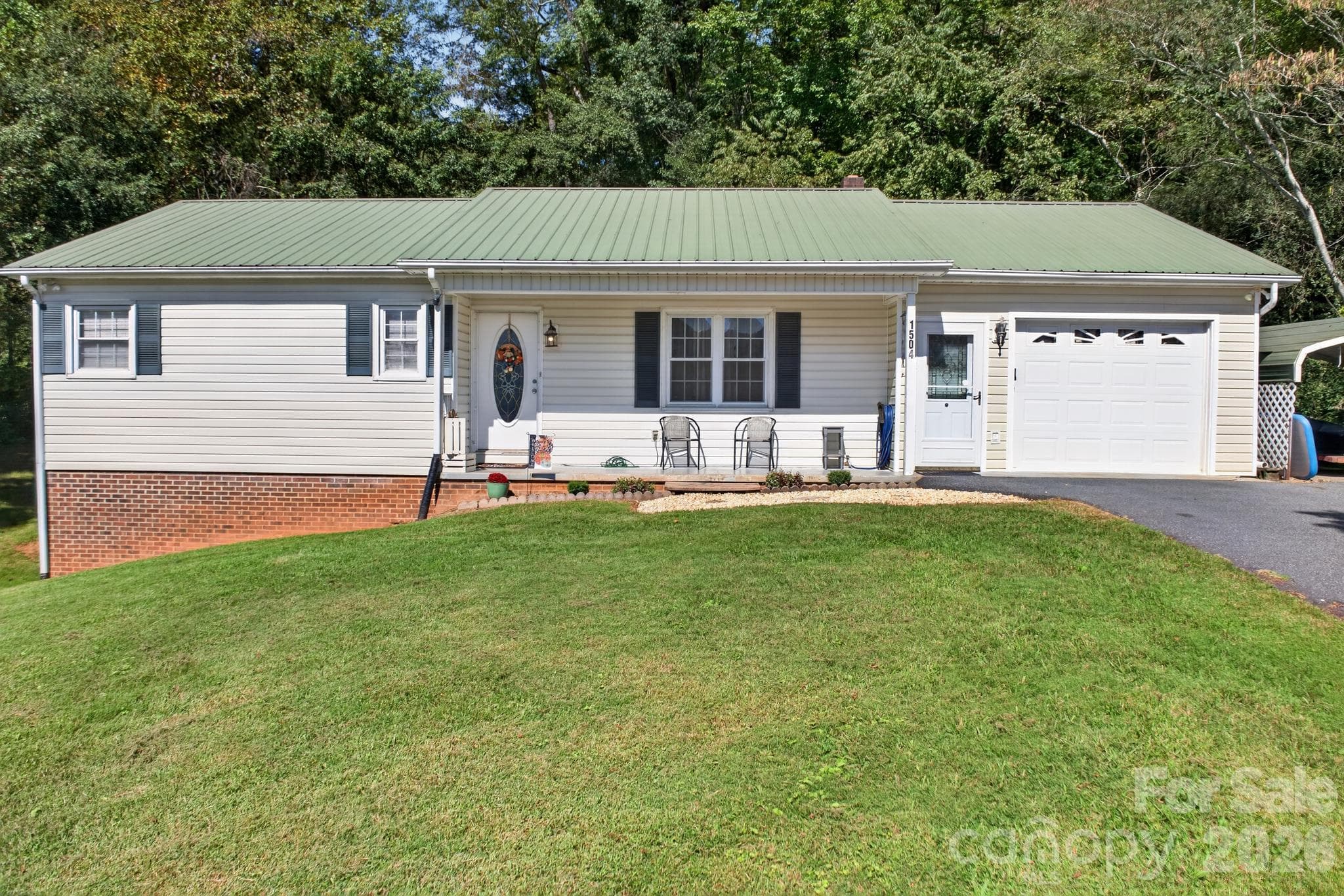 1504 Hwy 268 Highway