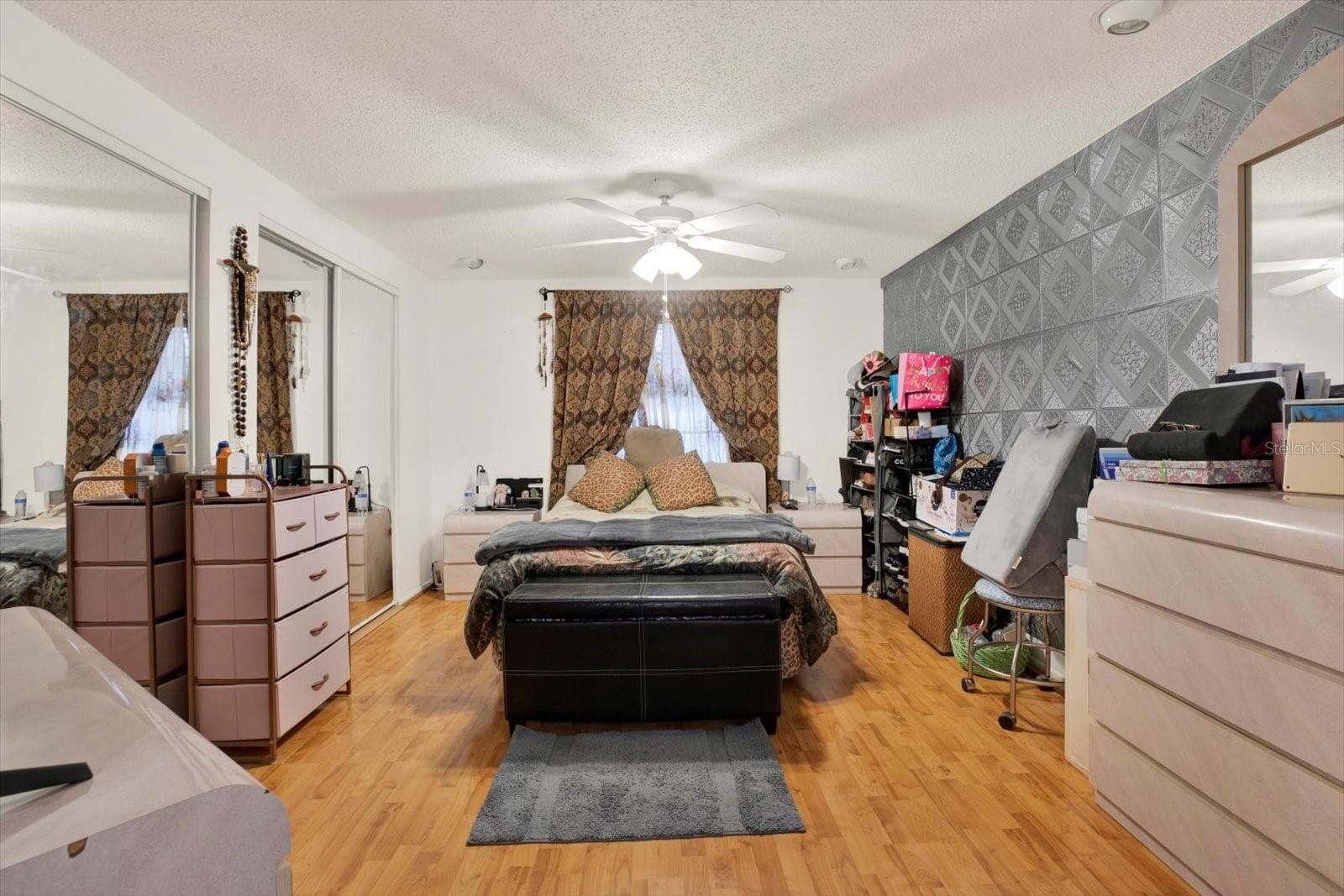 Single Family Residence at 9309 ASHFIELD CT, TAMPA, photo 10 of 33
