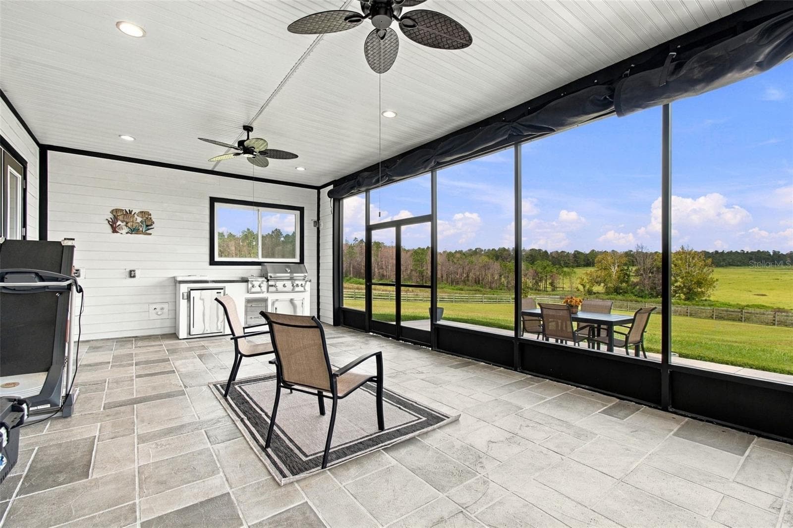 Single Family Residence at 16705 HILLTOP HORIZONS PL, DADE CITY, photo 9 of 58