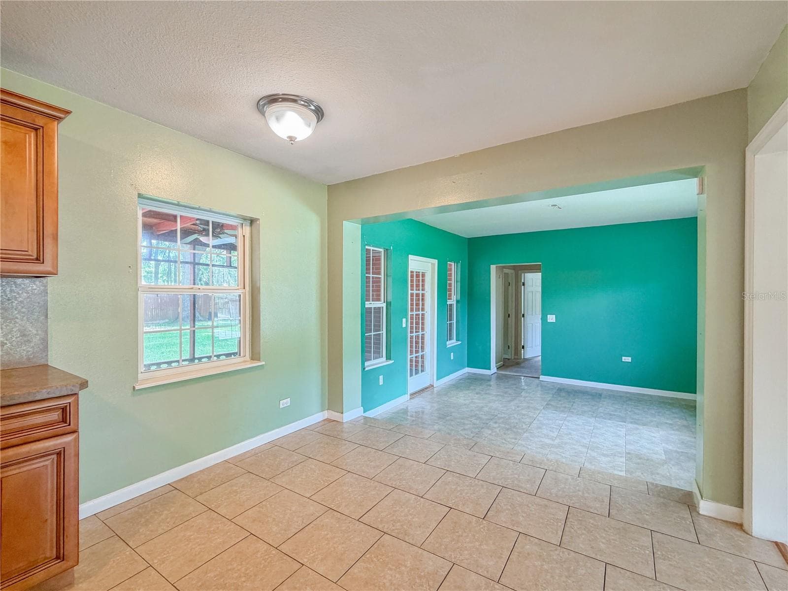 Dining Area - 709 NW PALM DR, LAKE CITY