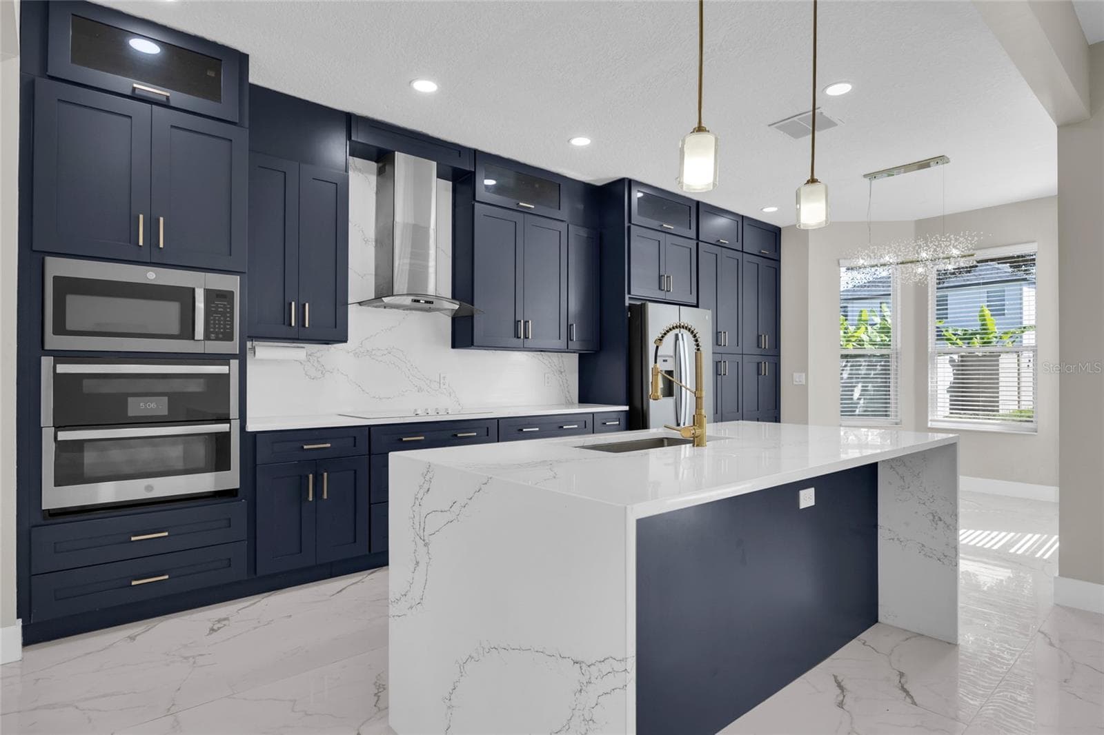Single Family Residence at 12703 MOSS PARK RIDGE DR, ORLANDO, photo 20 of 81