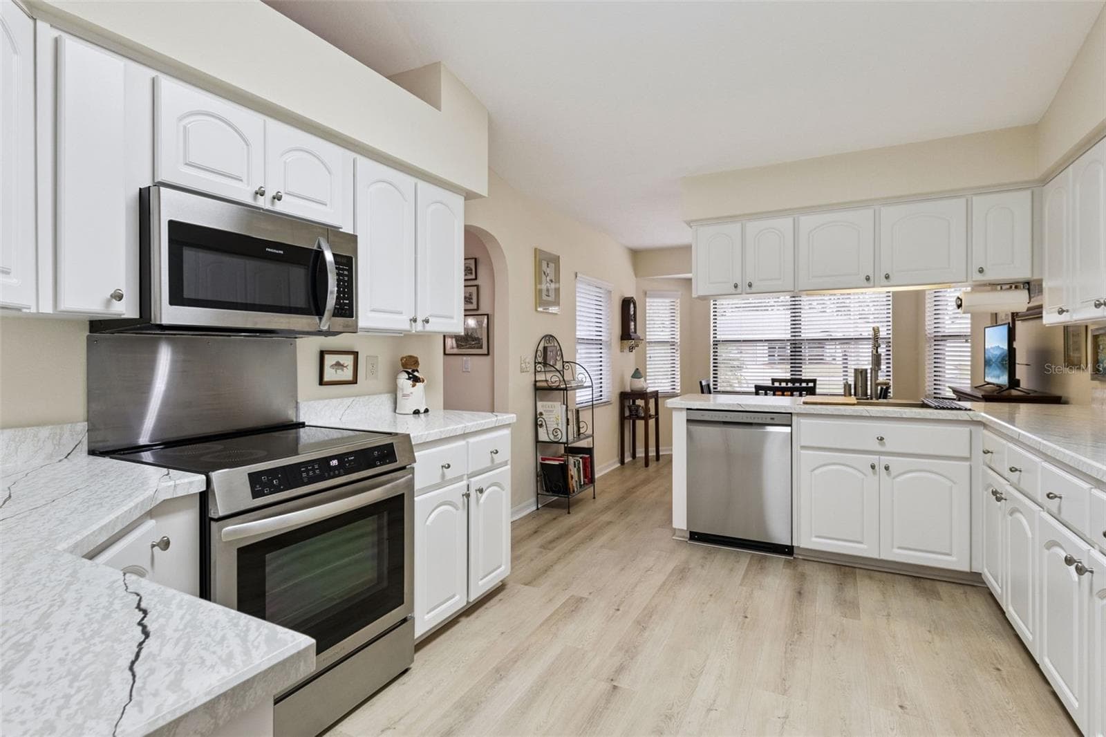 Single Family Residence at 21736 PRINCESS GRACE CT, LEESBURG, photo 20 of 98