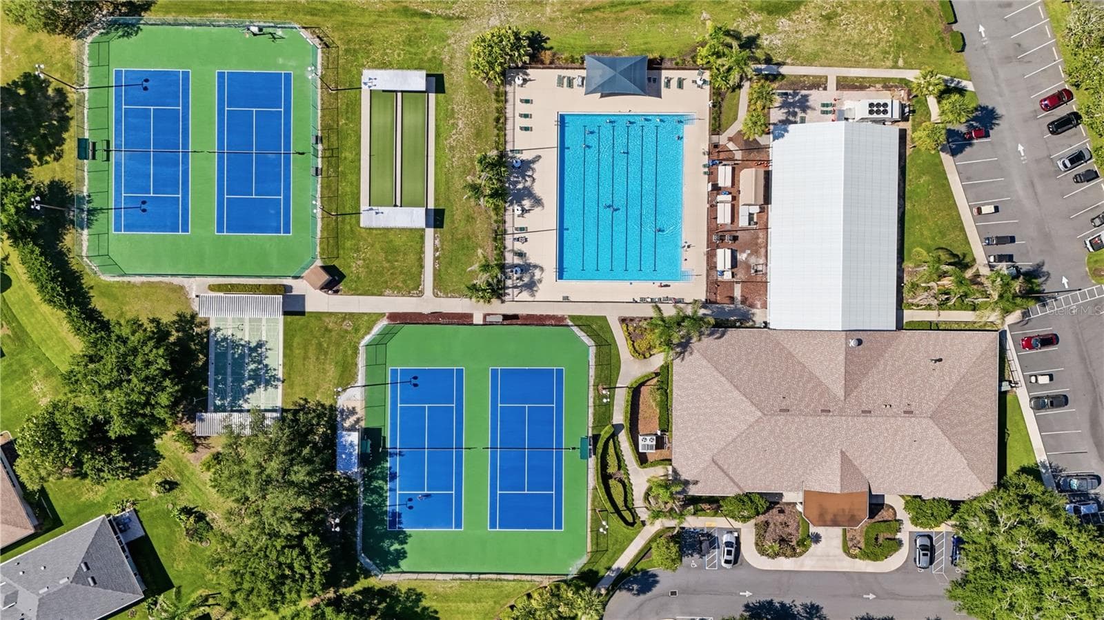 The RECREATION CENTER complex also includes TENNIS, BOCCE & SHUFFLEBOARD. - 21736 PRINCESS GRACE CT, LEESBURG