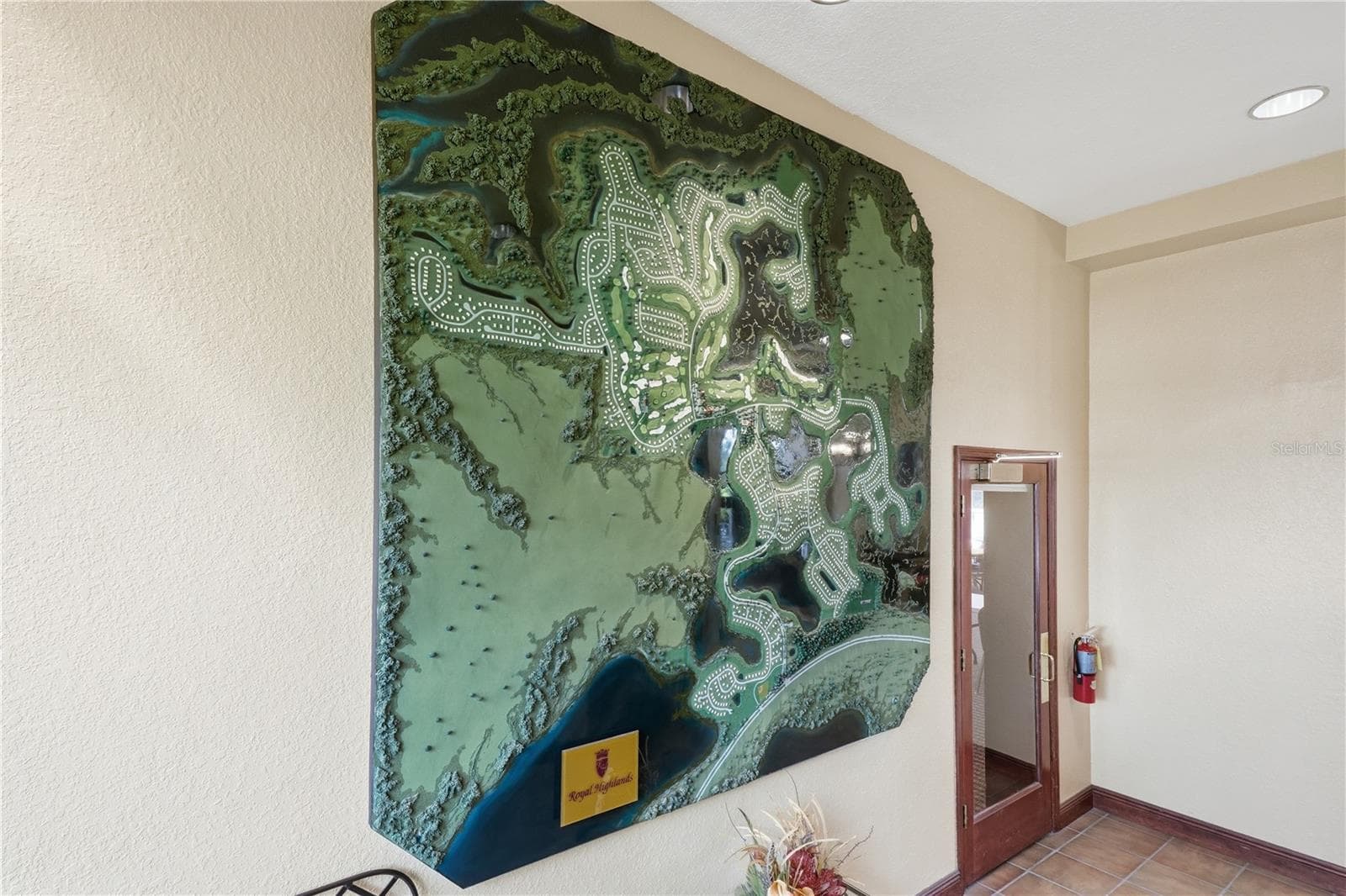 A special feature at The Great Hall is the TOPOGRAPGICAL MAP of ROYAL HIGHLANDS. - 21736 PRINCESS GRACE CT, LEESBURG