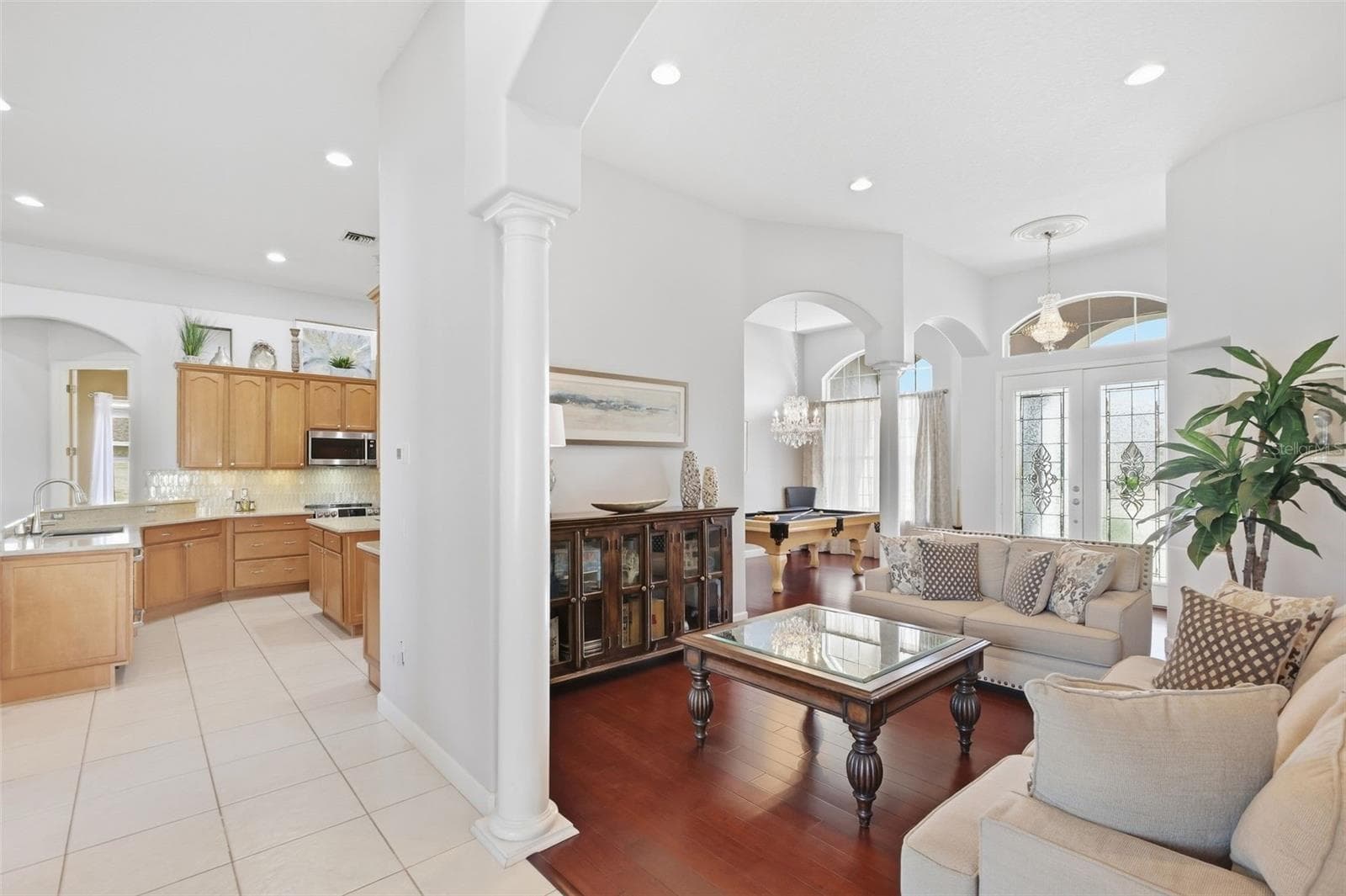 Single Family Residence at 2200 TOURNAMENT CT, KISSIMMEE, photo 8 of 45