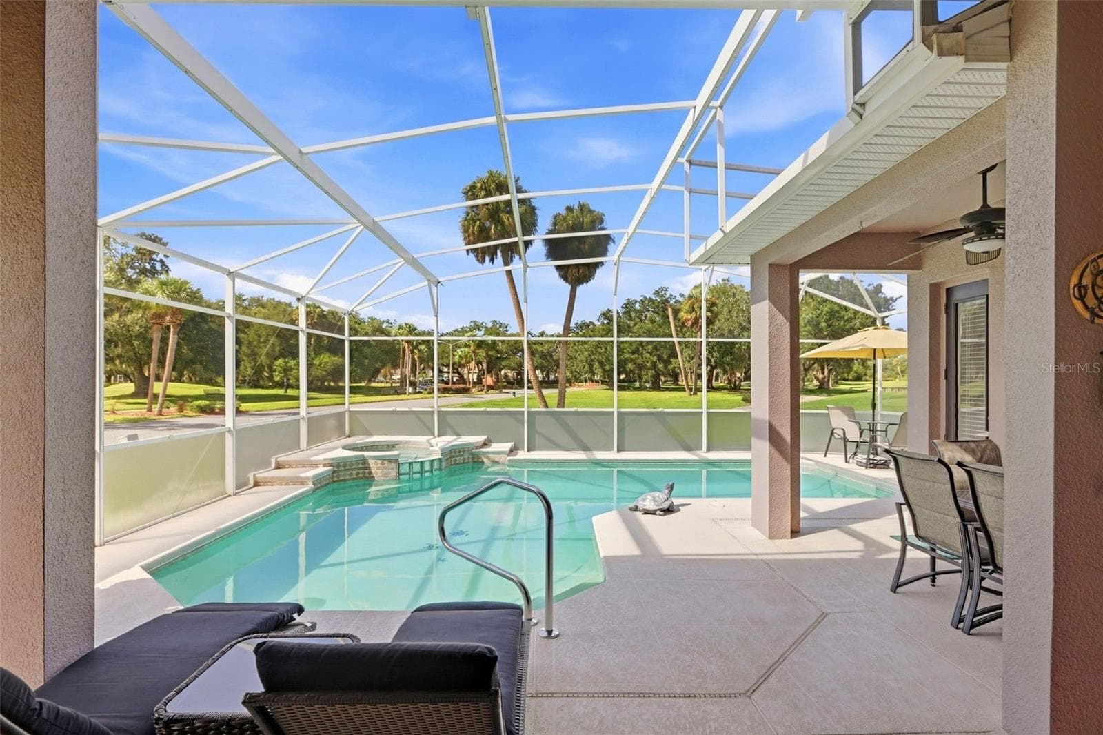 Single Family Residence at 2200 TOURNAMENT CT, KISSIMMEE, photo 33 of 45