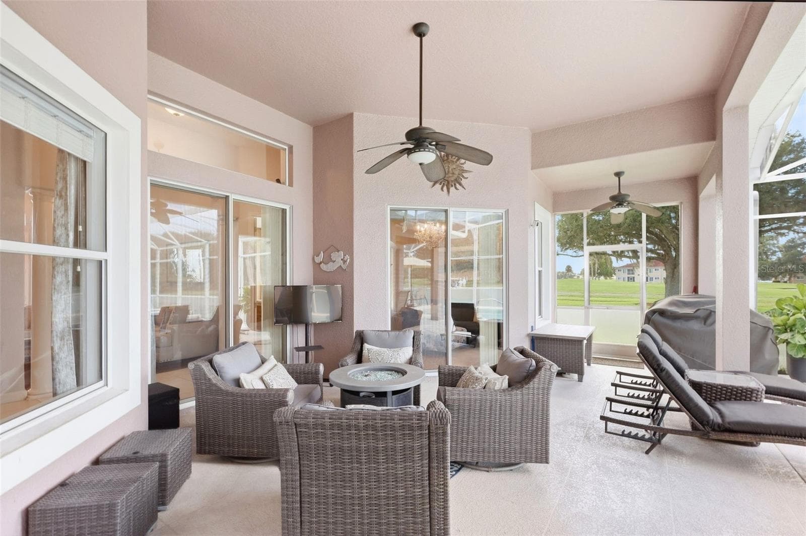 Single Family Residence at 2200 TOURNAMENT CT, KISSIMMEE, photo 38 of 45