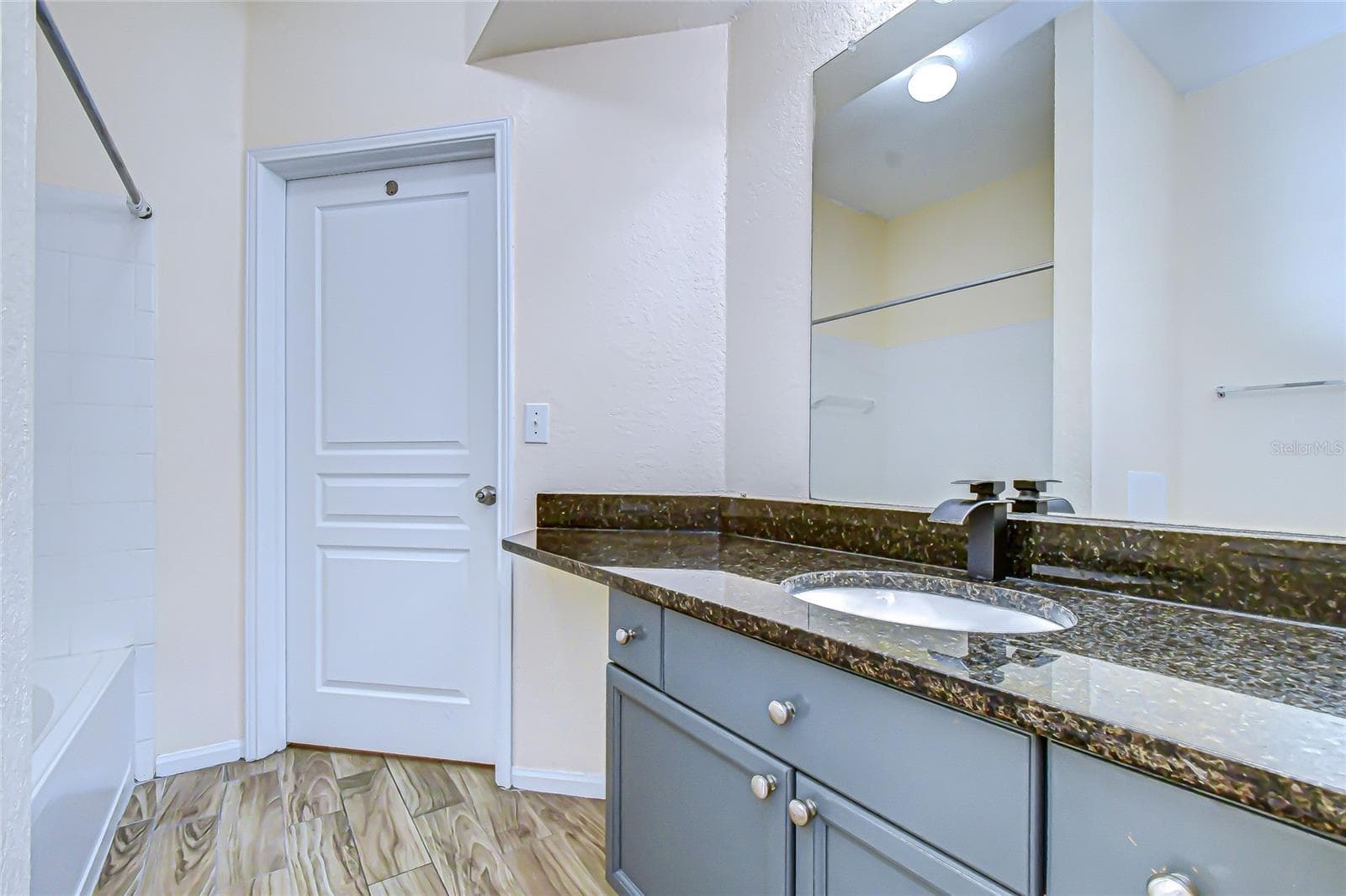 Private primary bath adds comfort and convenience. - 5125 PALM SPRINGS BLVD #3104, TAMPA
