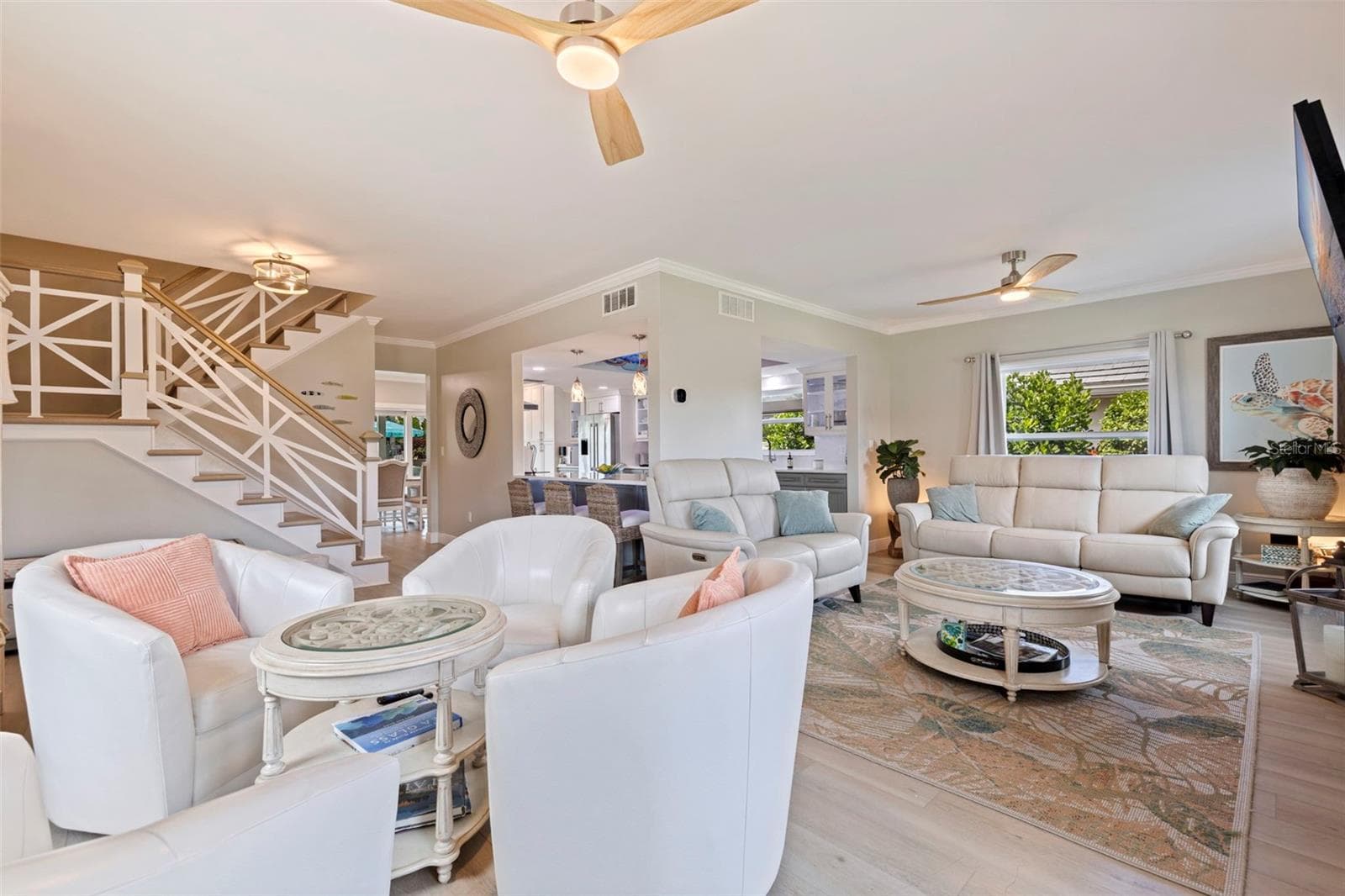 Single Family Residence at 5875 LEELAND ST S, ST PETERSBURG, photo 10 of 63