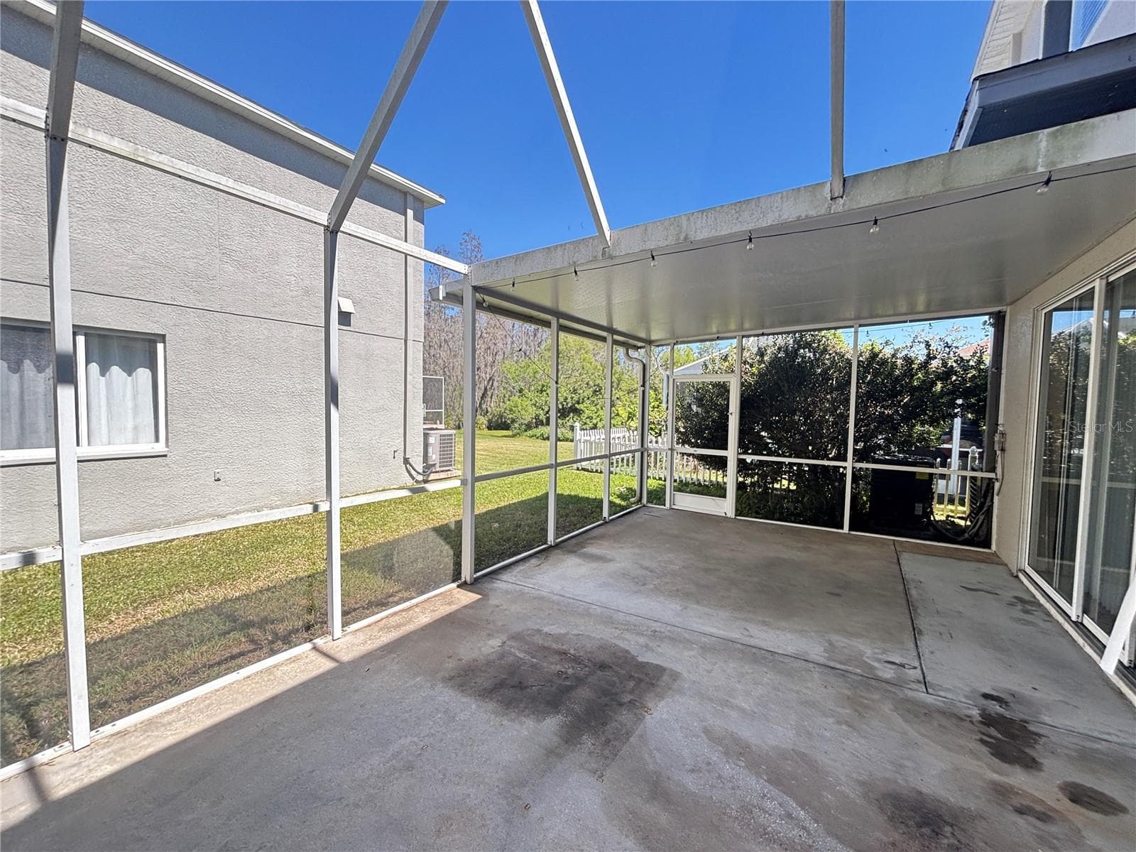 Single Family Residence at 18931 FISHERMANS BEND DR, LUTZ, photo 20 of 22