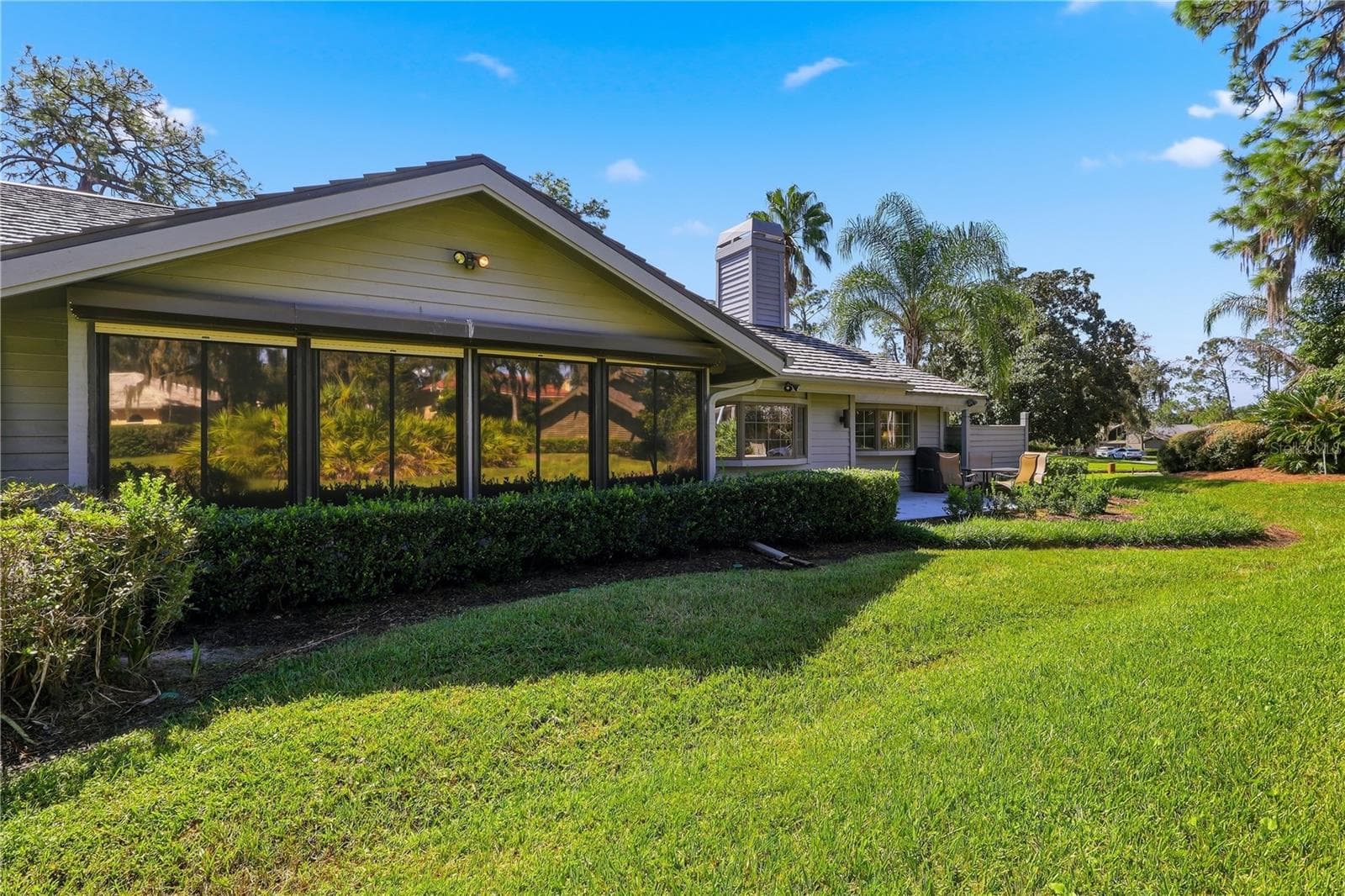 Single Family Residence at 5355 COBBLESTONE CT, WESLEY CHAPEL, photo 2 of 34