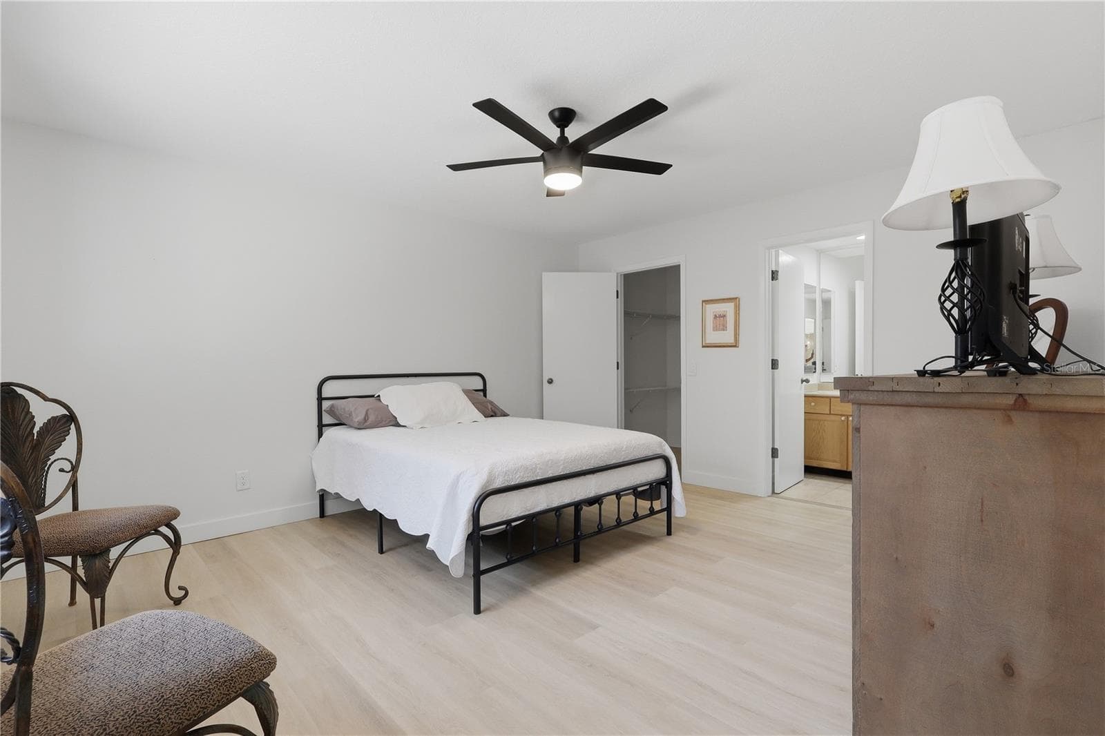 Single Family Residence at 5355 COBBLESTONE CT, WESLEY CHAPEL, photo 25 of 34