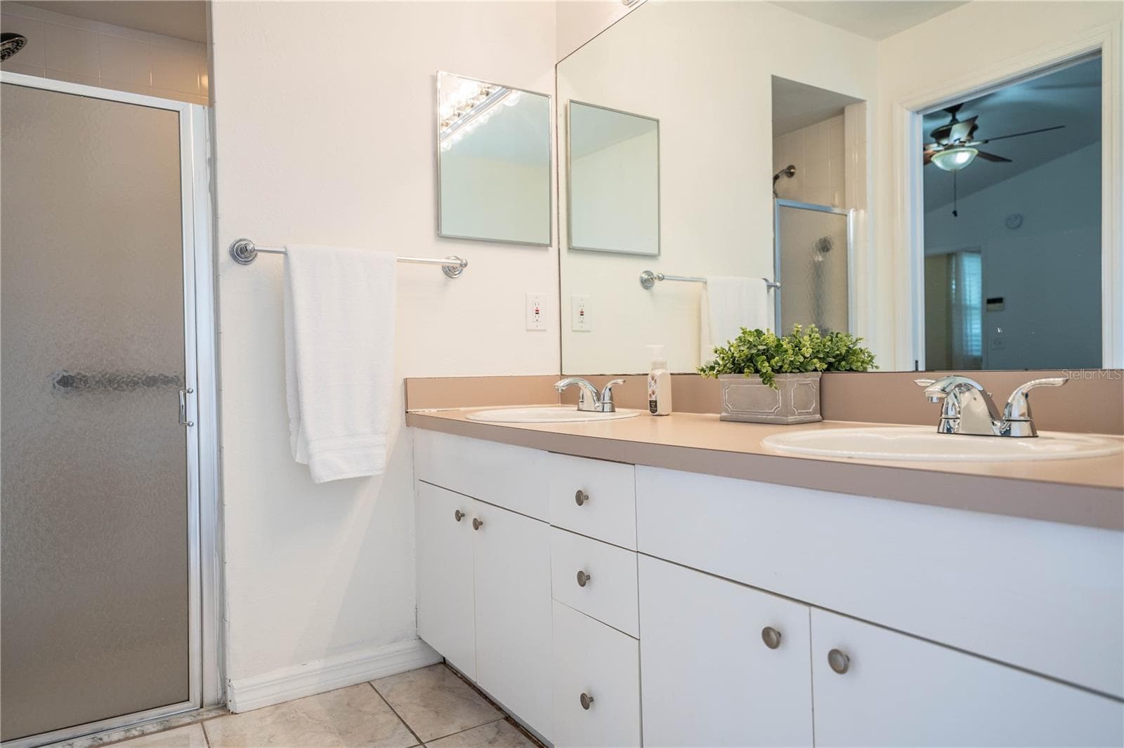 Single Family Residence at 2746 SUNDANCE CIR, MULBERRY, photo 17 of 35