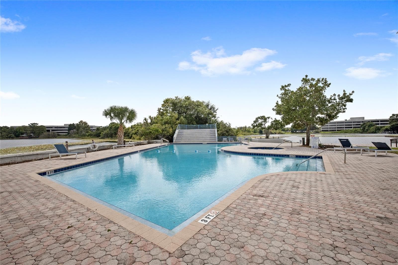 Community Pool - 1010 WINDERLEY PL #100, MAITLAND