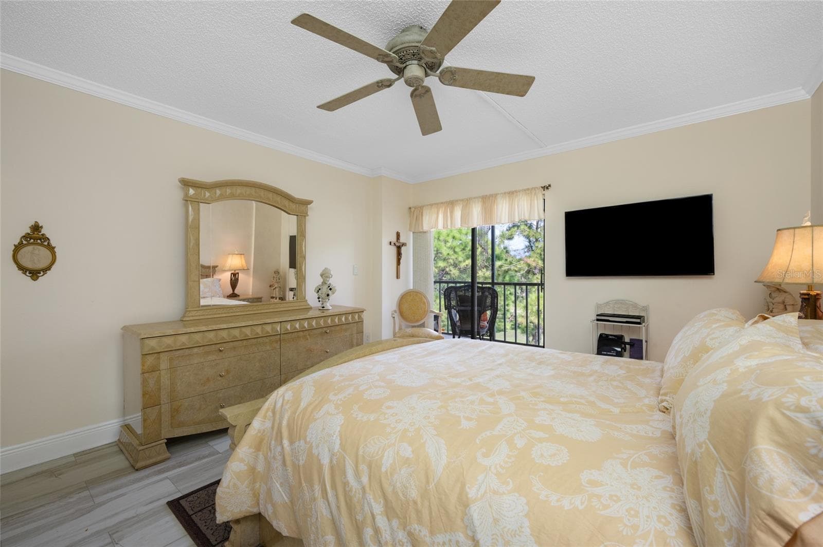 Primary Bedroom with Sliding Door Access to the Lanai - 2700 COVE CAY DR #1-3B, CLEARWATER