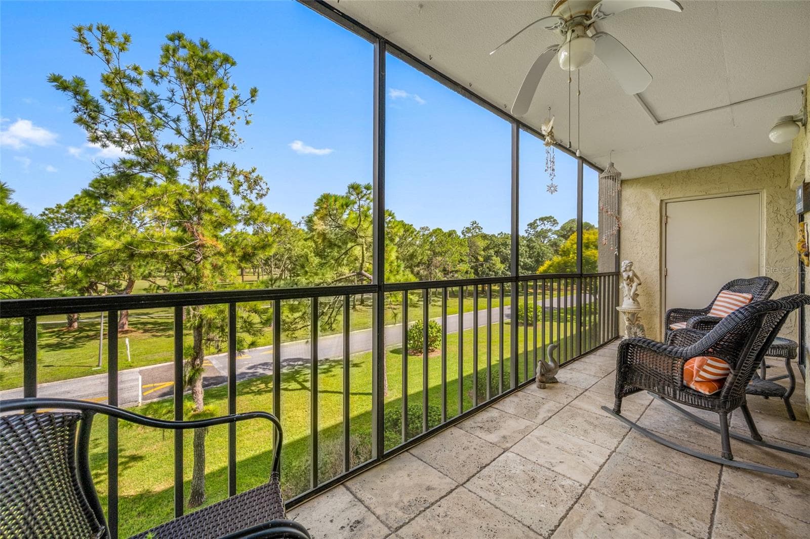 Enjoy golf course view - 2700 COVE CAY DR #1-3B, CLEARWATER