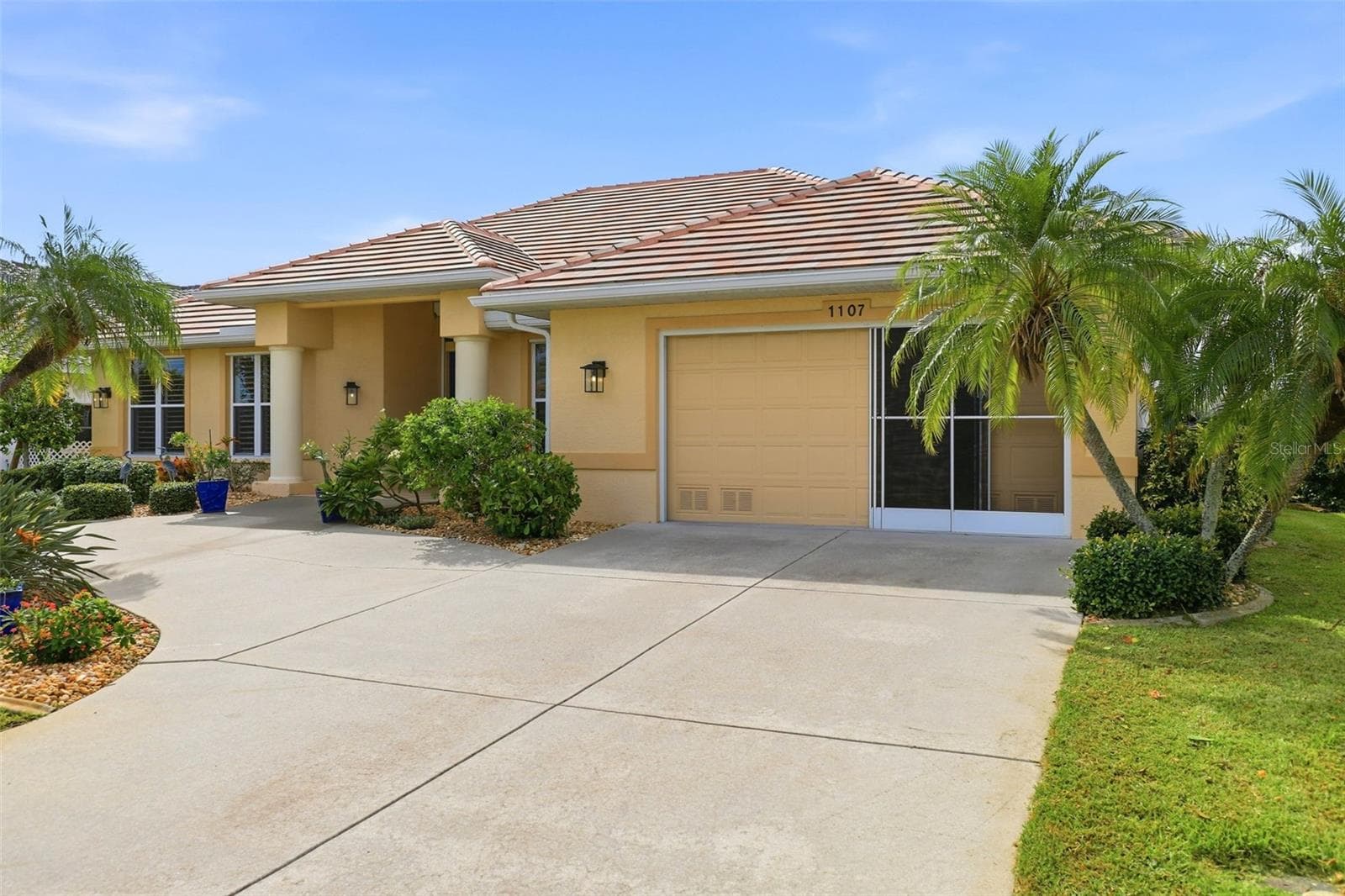 Single Family Residence at 1107 RUM CAY CT, PUNTA GORDA, photo 2 of 37