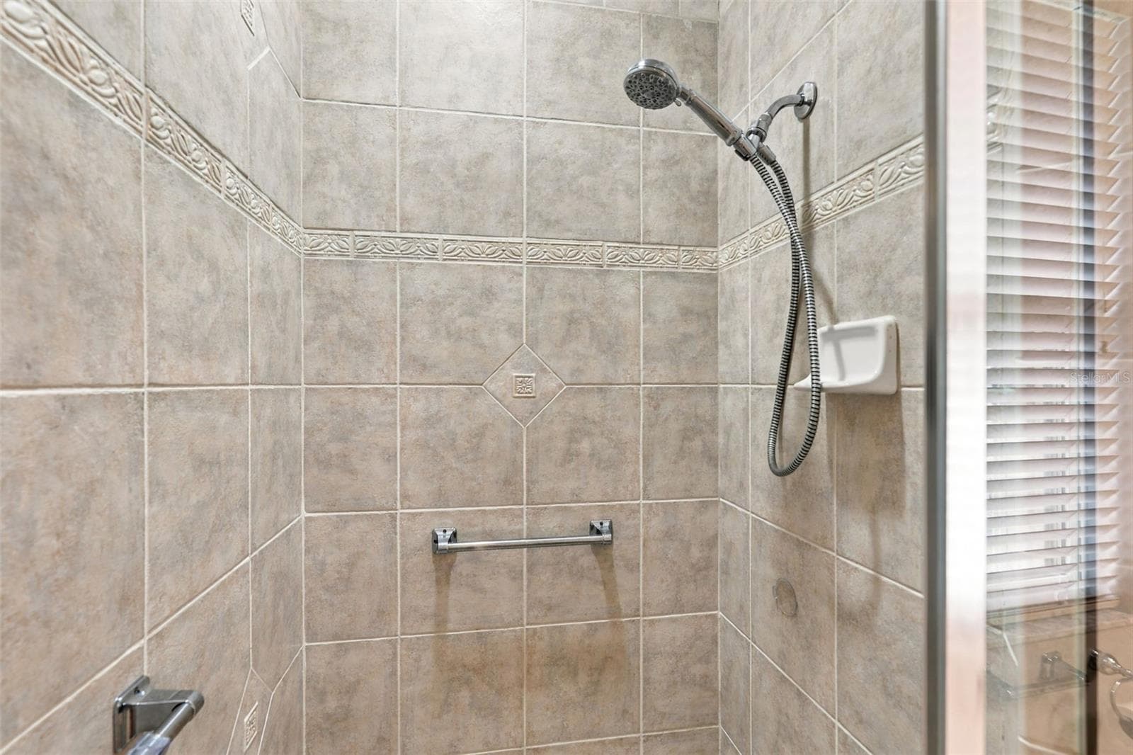 Single Family Residence at 1107 RUM CAY CT, PUNTA GORDA, photo 22 of 37