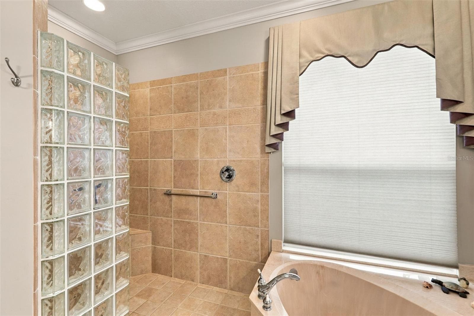 Single Family Residence at 1107 RUM CAY CT, PUNTA GORDA, photo 26 of 37