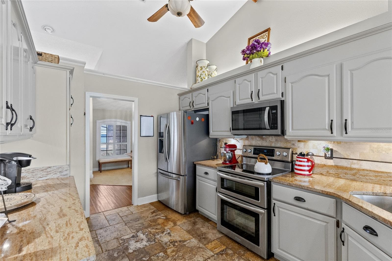 Single Family Residence at 15052 GREEN VALLEY BLVD, CLERMONT, photo 13 of 42