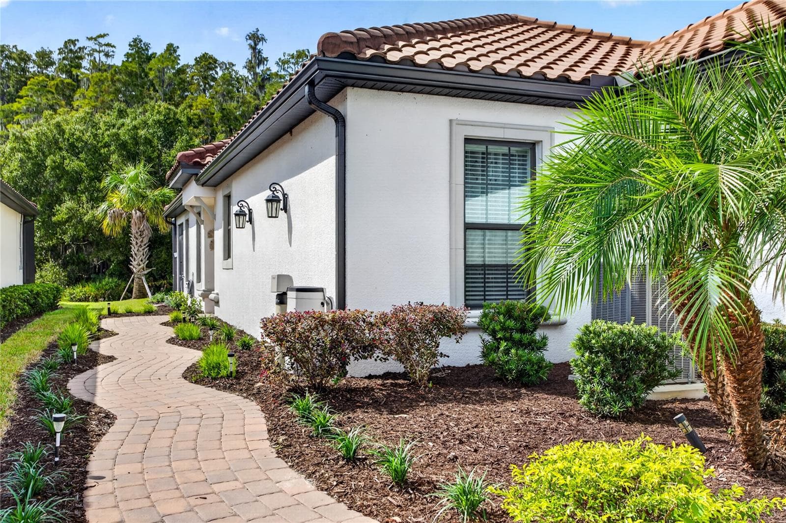 Single Family Residence at 4363 CAIROLI CT, WESLEY CHAPEL, photo 3 of 28