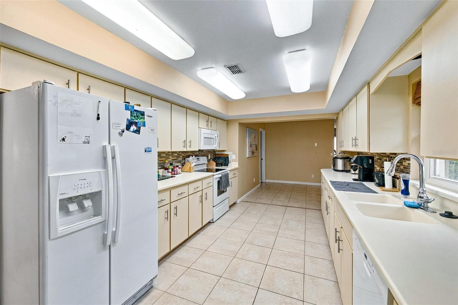 Single Family Residence at 107 N CORY DR, EDGEWATER, photo 5 of 34
