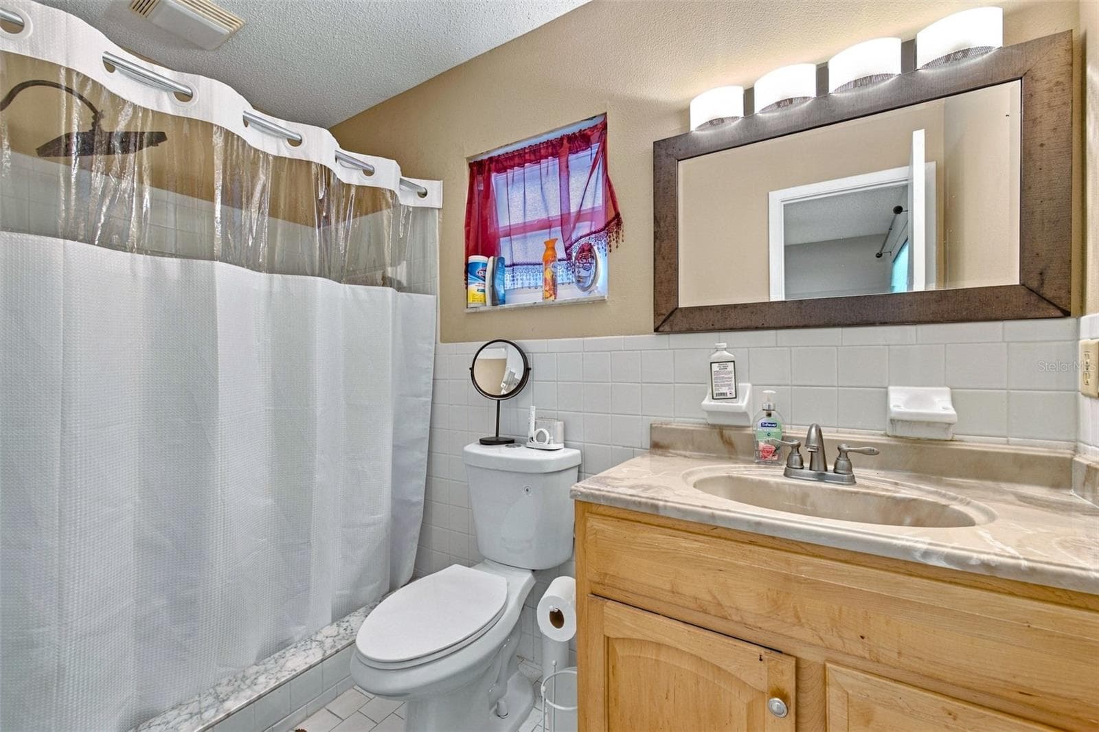 Single Family Residence at 107 N CORY DR, EDGEWATER, photo 23 of 34
