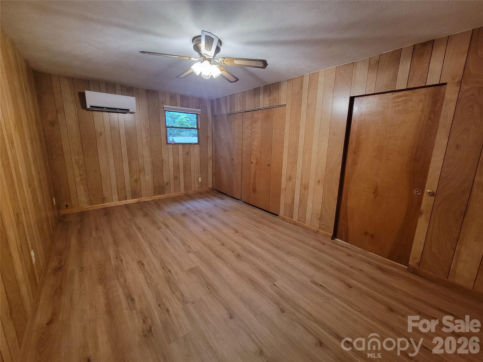 Single Family Residence at 1061 Caldwell Drive, Maggie Valley, photo 25 of 47